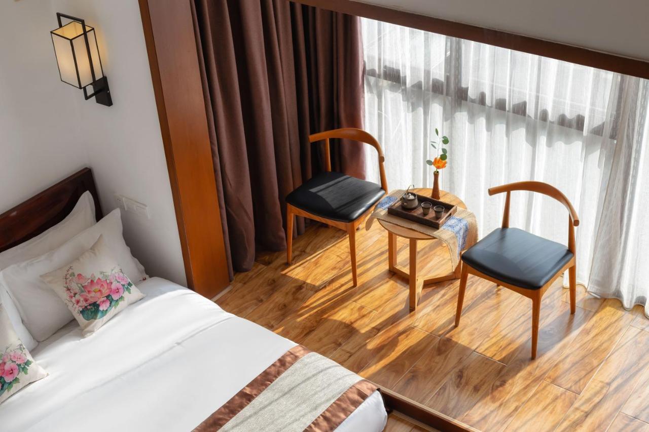 Serene Vale Inn Guilin-Free One Way Pick Up Service To High-Speed Railway Station For 2 Nights Exteriör bild