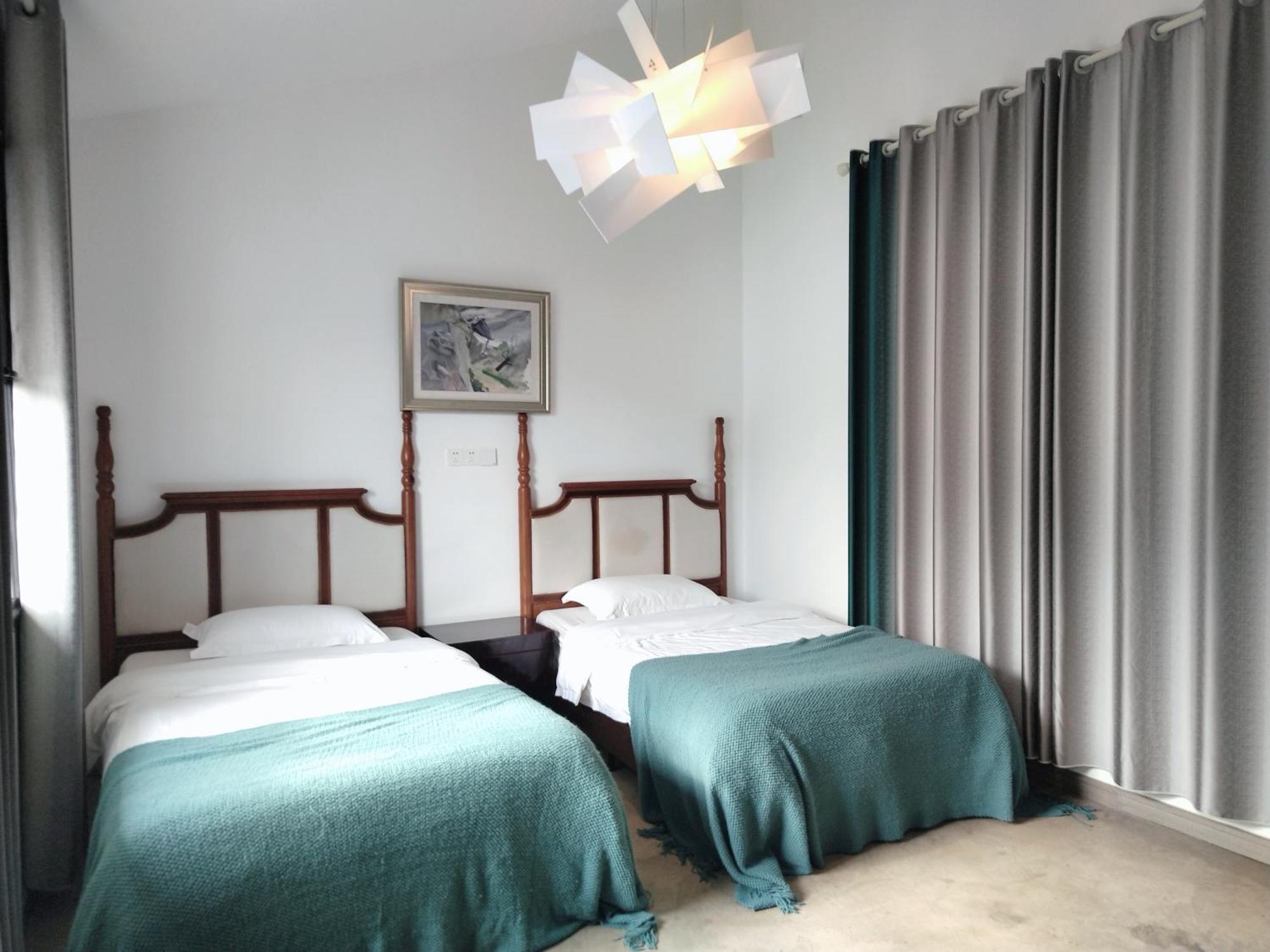 Serene Vale Inn Guilin-Free One Way Pick Up Service To High-Speed Railway Station For 2 Nights Exteriör bild