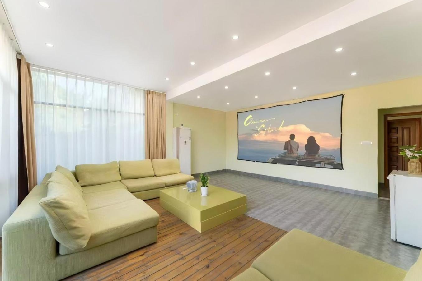 Serene Vale Inn Guilin-Free One Way Pick Up Service To High-Speed Railway Station For 2 Nights Exteriör bild
