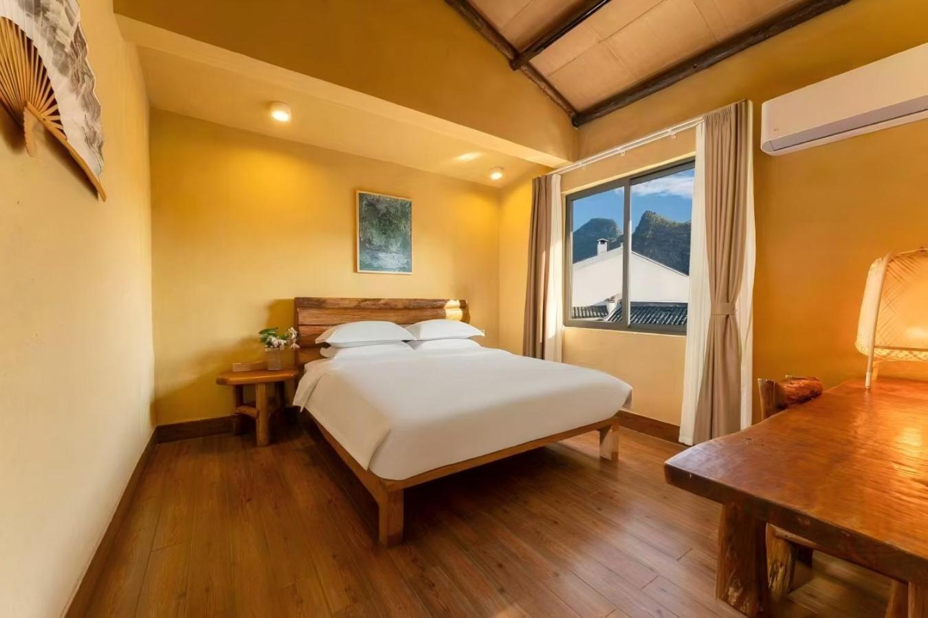 Serene Vale Inn Guilin-Free One Way Pick Up Service To High-Speed Railway Station For 2 Nights Exteriör bild