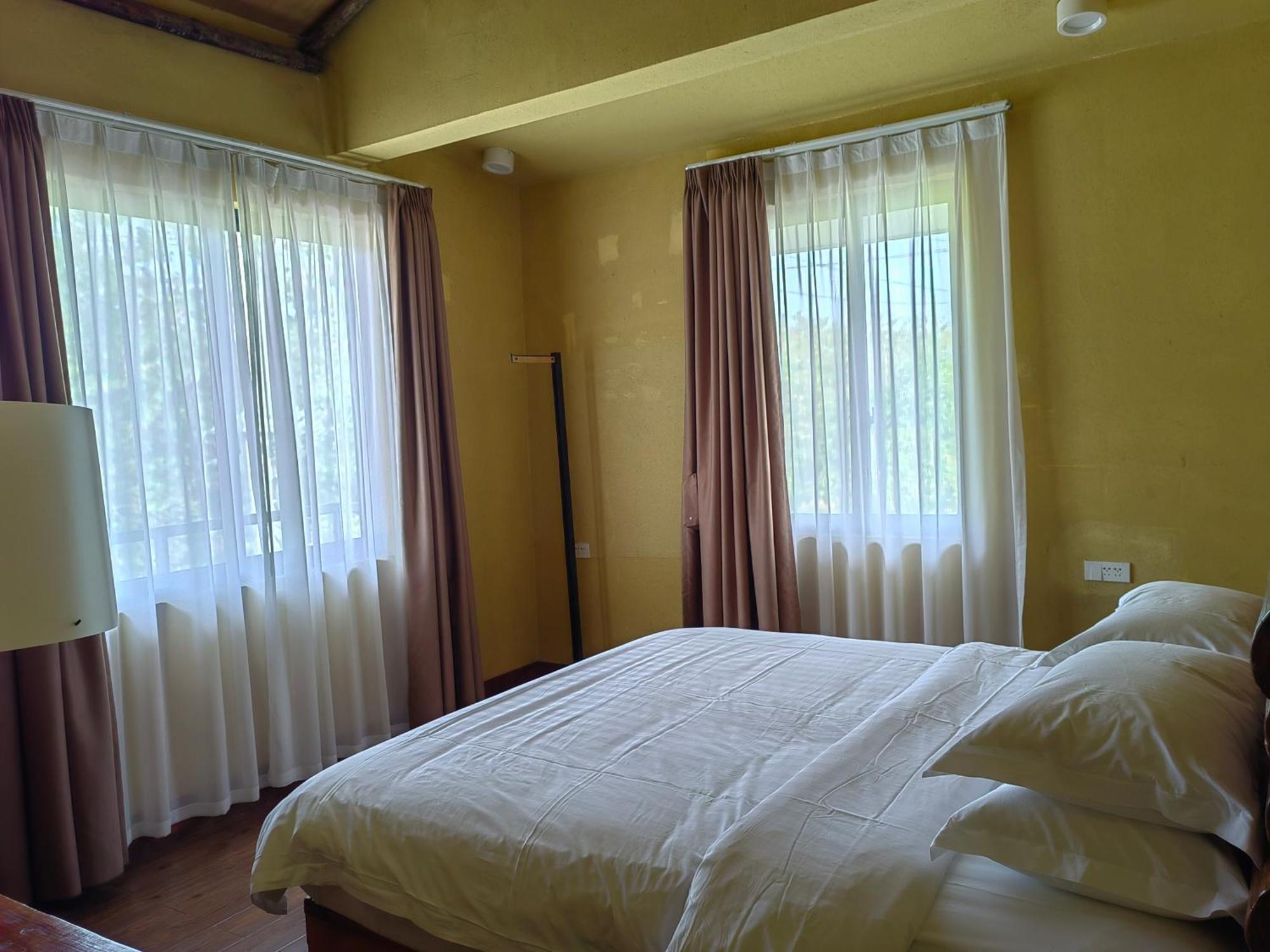Serene Vale Inn Guilin-Free One Way Pick Up Service To High-Speed Railway Station For 2 Nights Rum bild